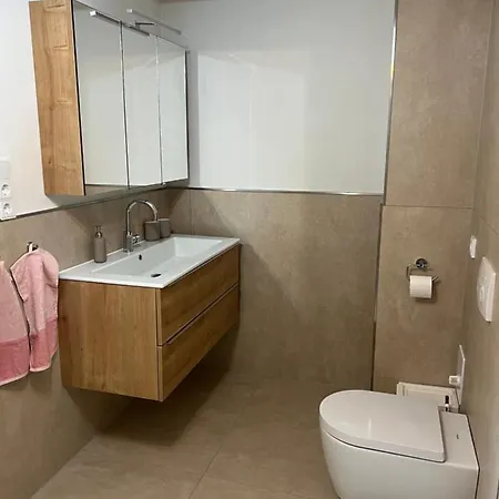 Διαμέρισμα Am Schusterberg